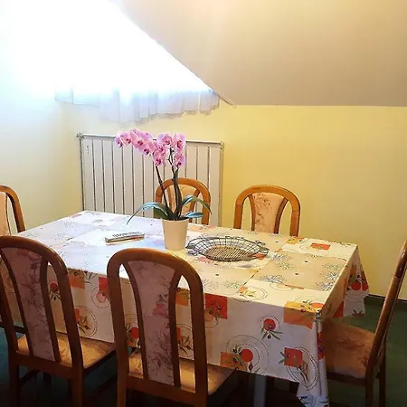Cinege Apartman